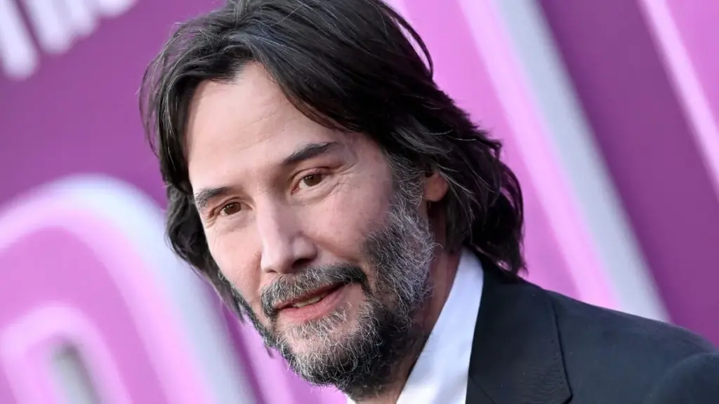 À cause de sa poitrine, cette actrice italienne a décliné un film avec Keanu Reeves